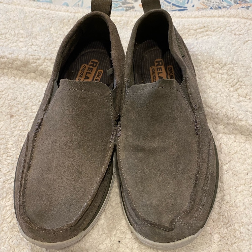 Sketchers slide-ons mens